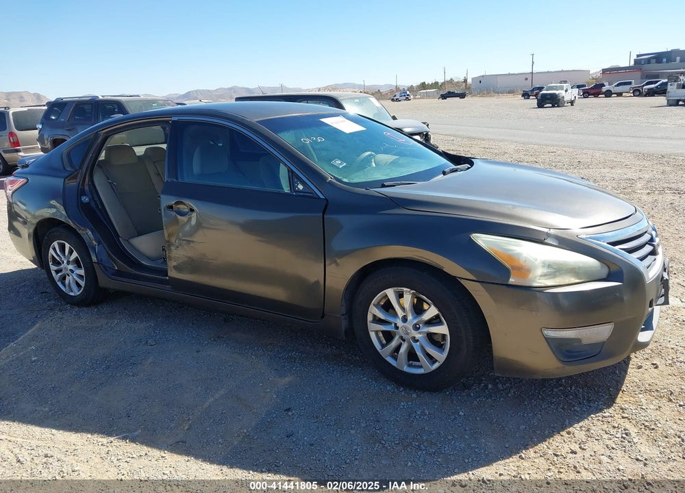 2014 NISSAN ALTIMA VIN: 1N4AL3AP5EN223742