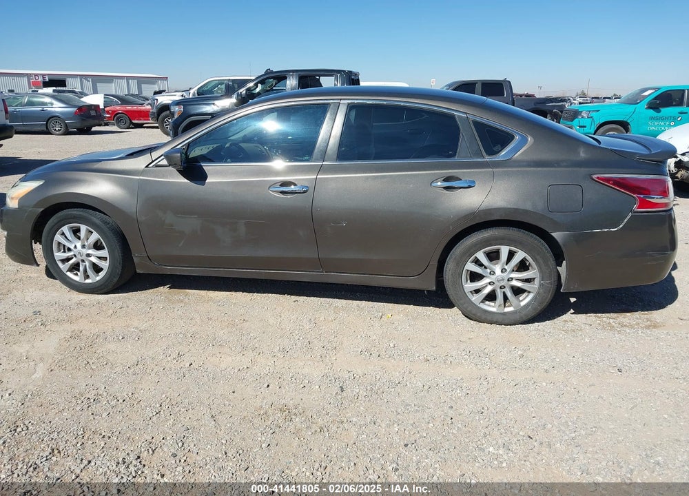 2014 NISSAN ALTIMA VIN: 1N4AL3AP5EN223742