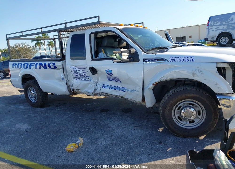 2014 FORD F-250 XL VIN: 1FT7X2A62EEB56883
