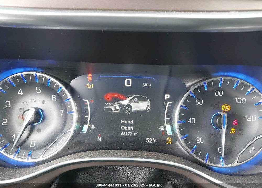 2018 CHRYSLER PACIFICA TOURING L PLUS VIN: 2C4RC1EGXJR166995
