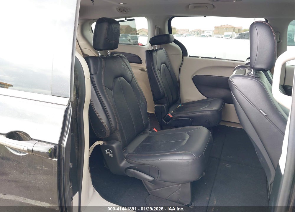 2018 CHRYSLER PACIFICA TOURING L PLUS VIN: 2C4RC1EGXJR166995
