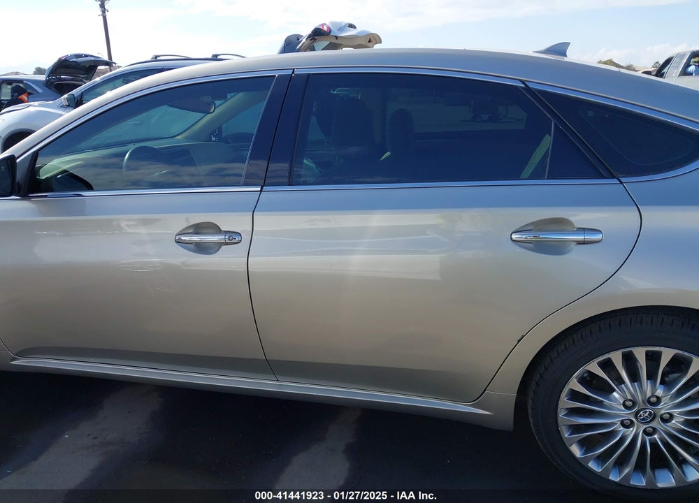 2018 TOYOTA AVALON VIN: 4T1BK1EBXJU268188