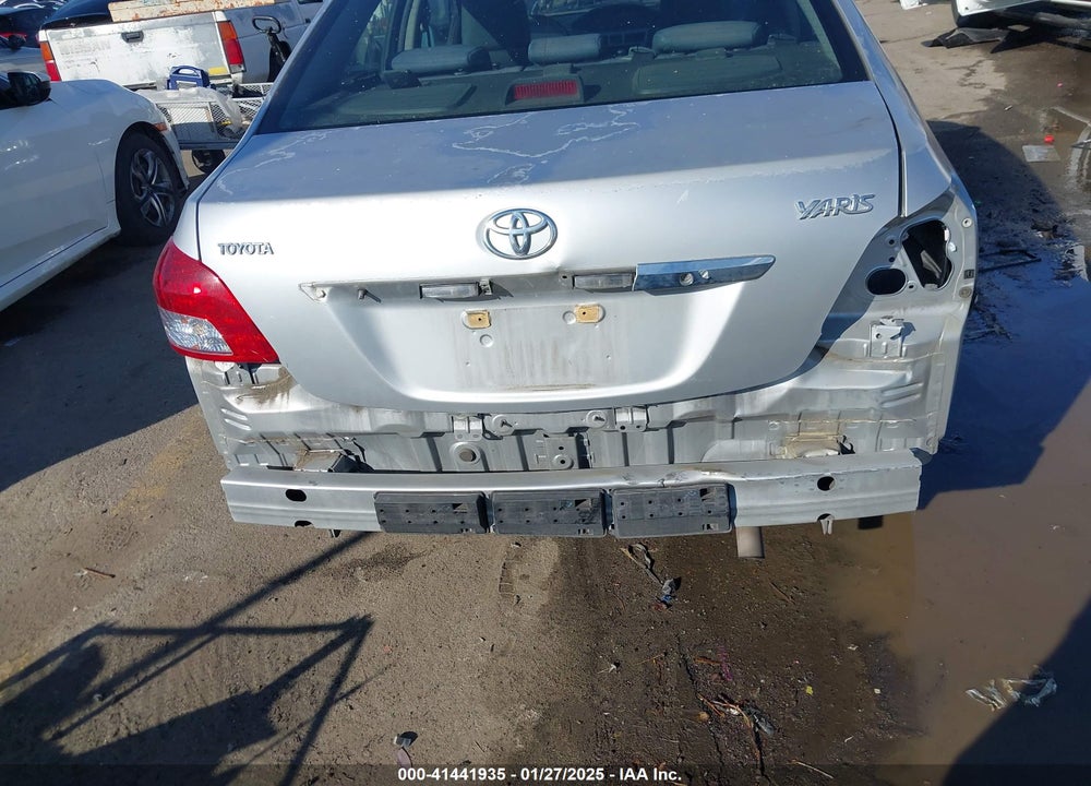 2010 TOYOTA YARIS VIN: JTDBT4K38A1363155