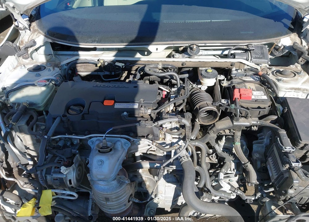 2018 HONDA CIVIC VIN: 2HGFC2F56JH553637
