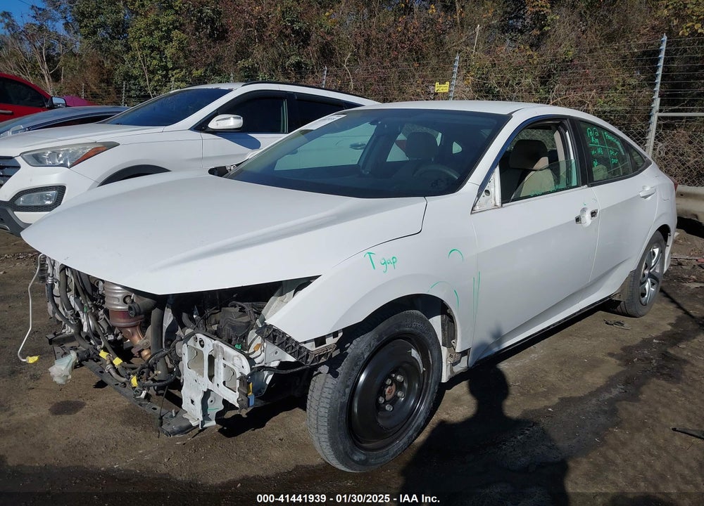 2018 HONDA CIVIC VIN: 2HGFC2F56JH553637