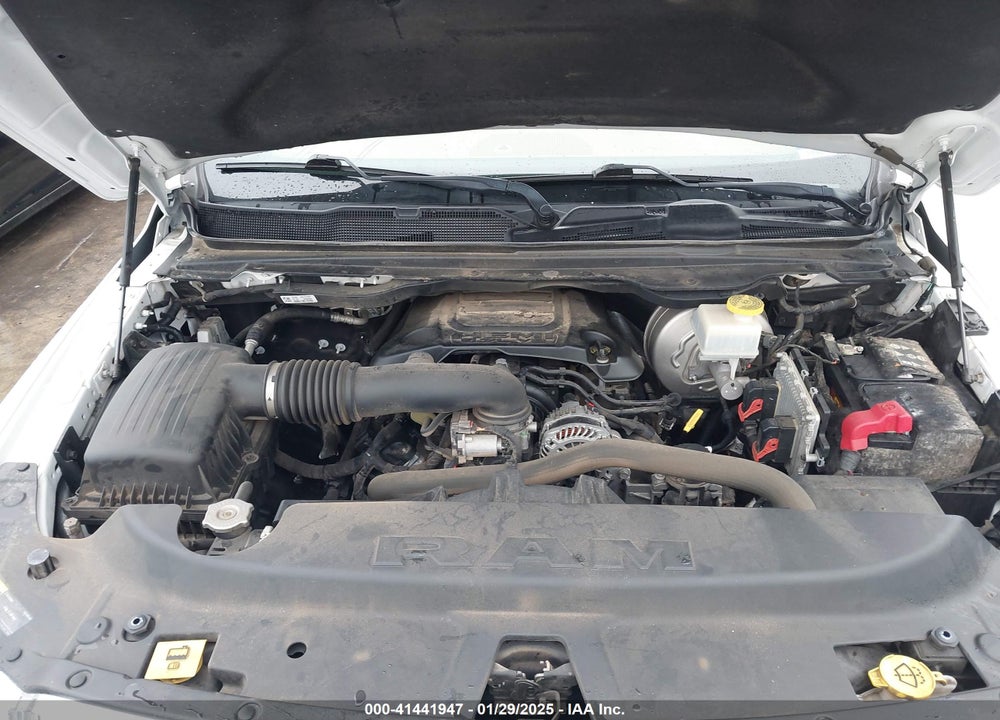 2019 RAM 1500 VIN: 1C6RREFT5KN848027