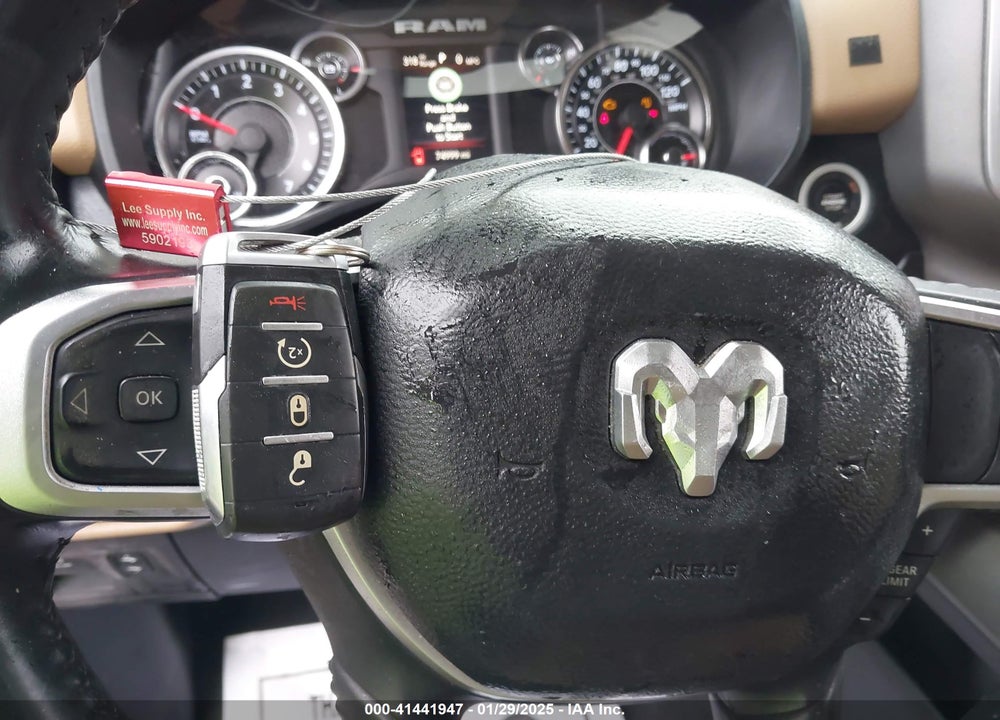2019 RAM 1500 VIN: 1C6RREFT5KN848027