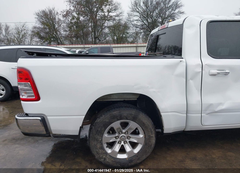2019 RAM 1500 VIN: 1C6RREFT5KN848027
