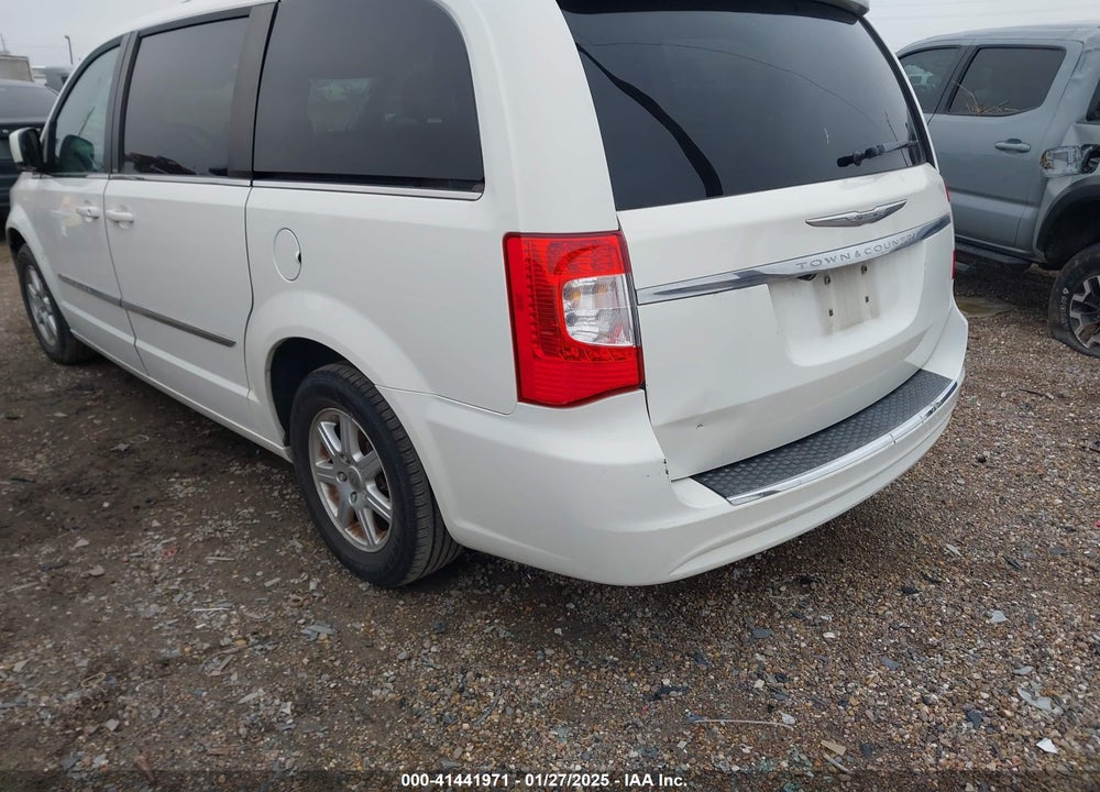 2011 CHRYSLER TOWN & COUNTRY TOURING VIN: 2A4RR5DG2BR650596