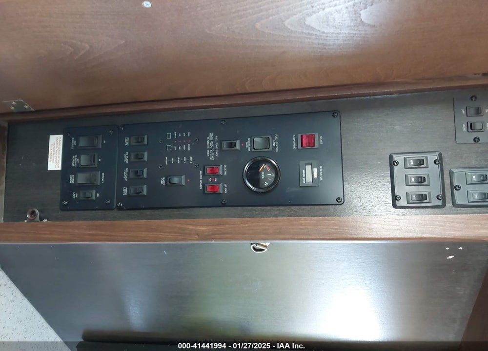 2018 CYCLONE 4005 VIN: 5SFCG4437JE359724