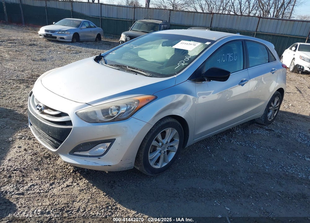 2013 HYUNDAI ELANTRA GT VIN: KMHD35LEXDU139821