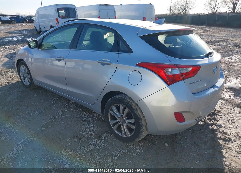 2013 HYUNDAI ELANTRA GT VIN: KMHD35LEXDU139821