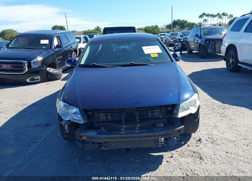 2008 VOLKSWAGEN PASSAT VIN: WVWJK73CX8P090063