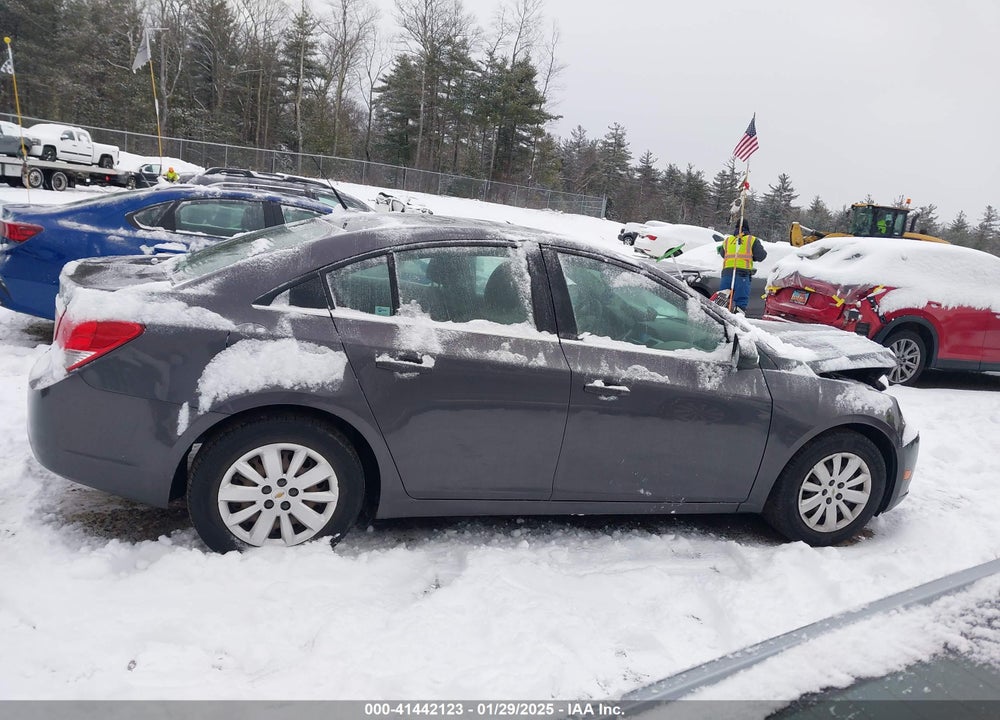 2011 CHEVROLET CRUZE VIN: 1G1PC5SH7B7198794