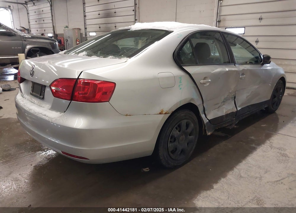 2012 VOLKSWAGEN JETTA 2.0L S VIN: 3VW2K7AJXCM306088