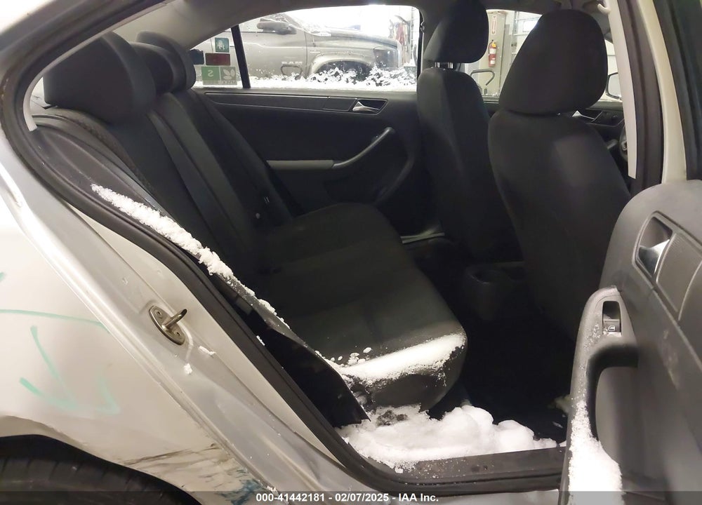 2012 VOLKSWAGEN JETTA 2.0L S VIN: 3VW2K7AJXCM306088