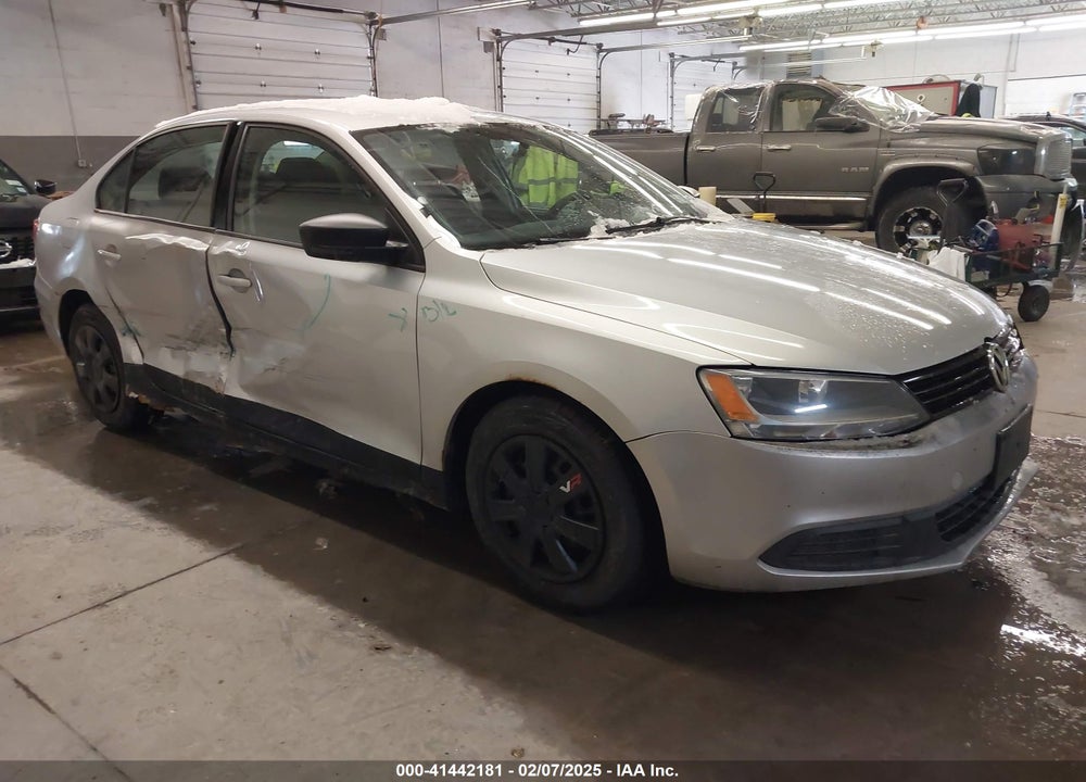 2012 VOLKSWAGEN JETTA 2.0L S VIN: 3VW2K7AJXCM306088