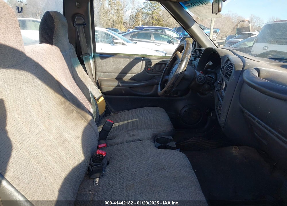 2002 CHEVROLET S-10 VIN: 1GCCS145128108876