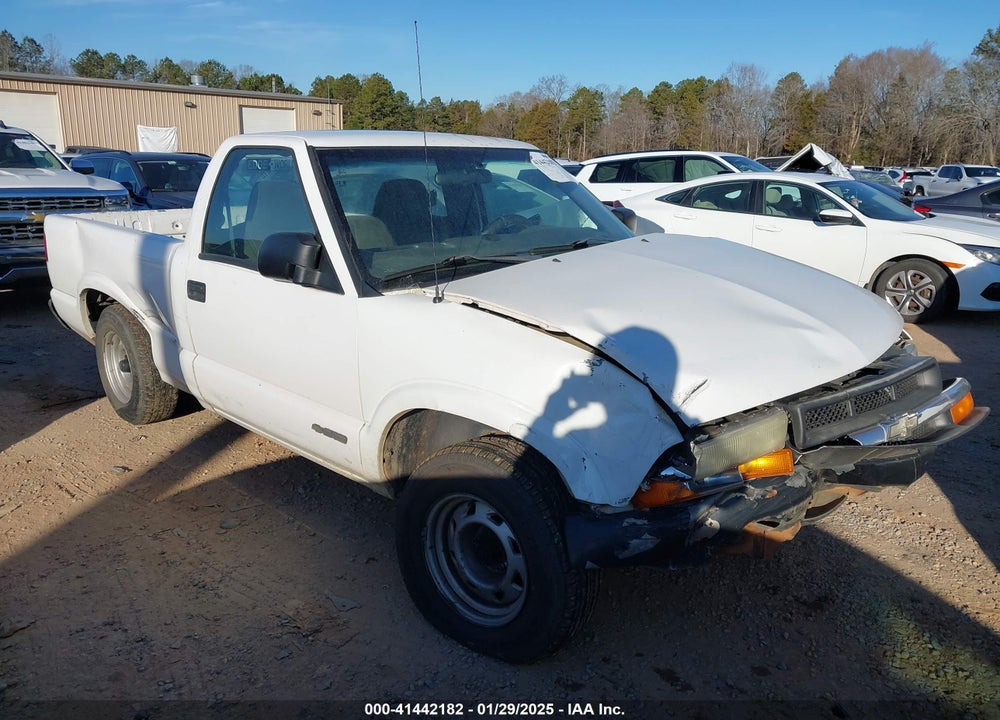 2002 CHEVROLET S-10 VIN: 1GCCS145128108876
