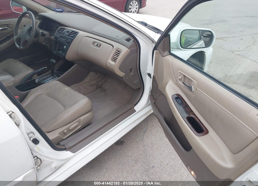 2002 HONDA ACCORD 3.0 EX VIN: 1HGCG16502A074549