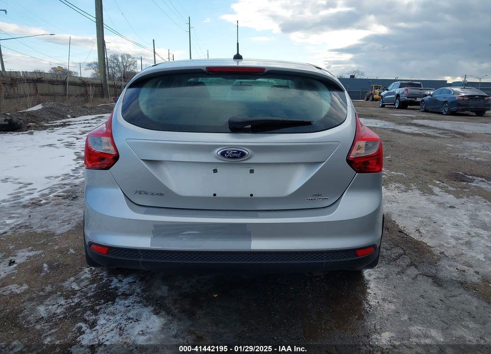 2014 FORD FOCUS VIN: 1FADP3K25EL195070