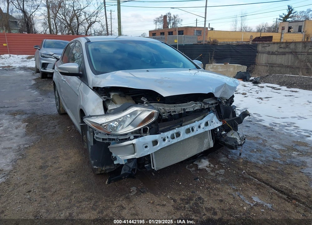2014 FORD FOCUS VIN: 1FADP3K25EL195070