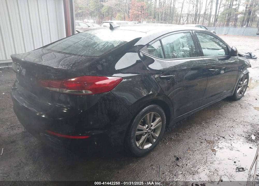2018 HYUNDAI ELANTRA VIN: 5NPD84LF5JH310151