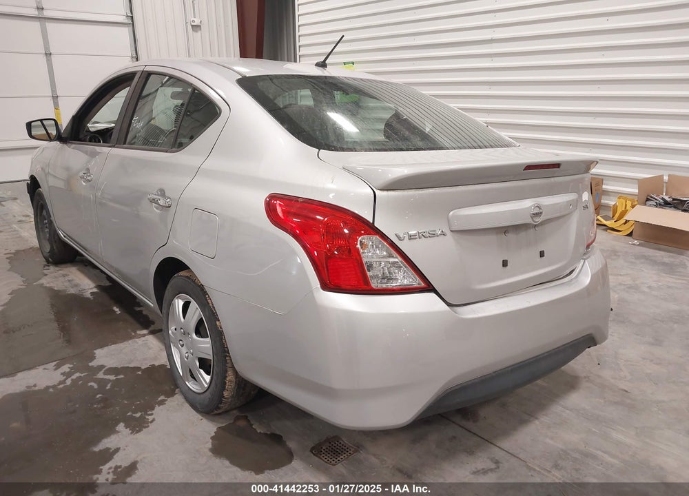 2018 NISSAN VERSA 1.6 SV VIN: 3N1CN7AP4JL875317