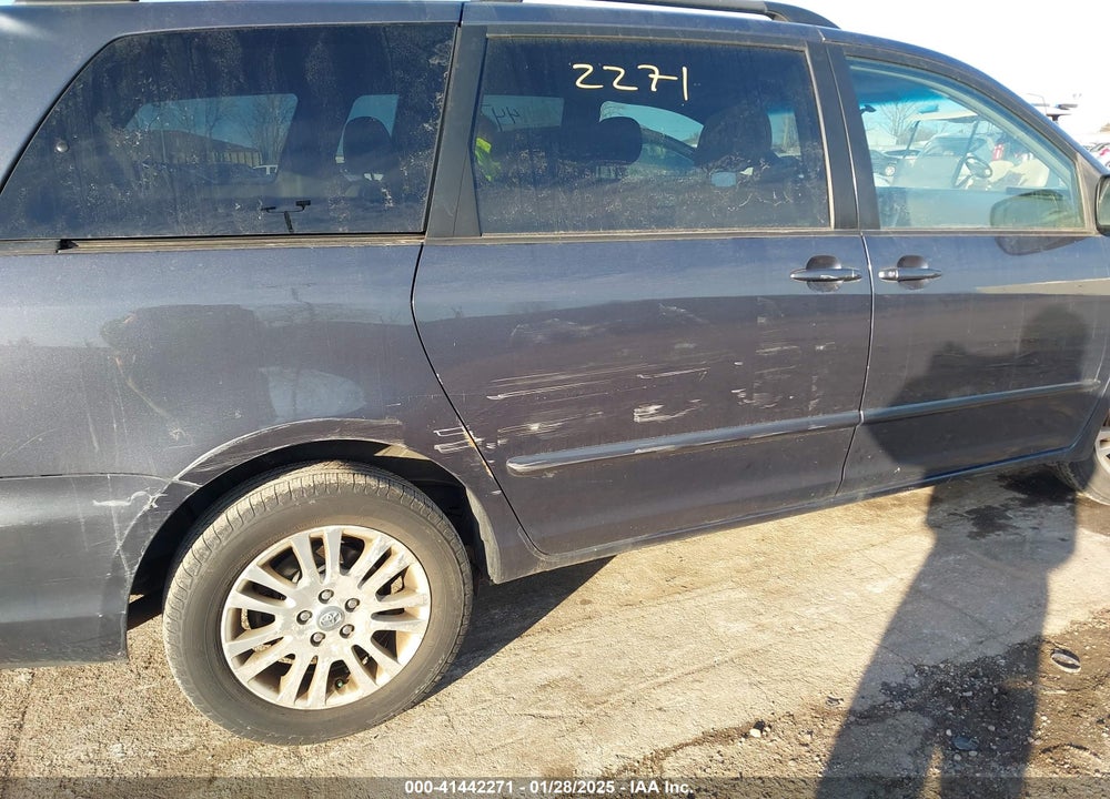 2008 TOYOTA SIENNA LE VIN: 5TDBK23C48S020846