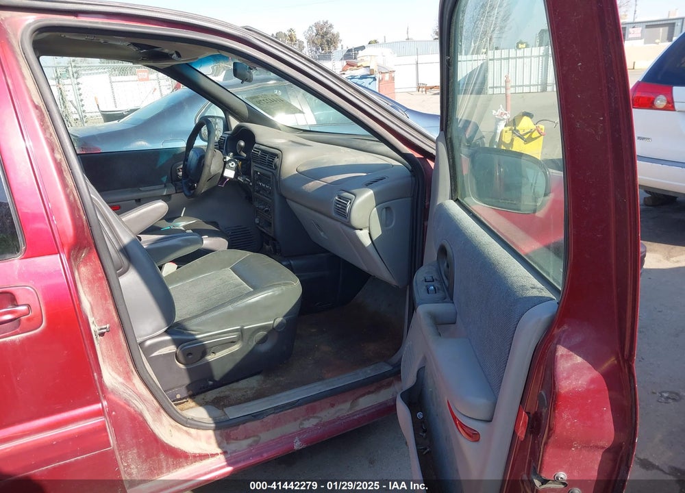 2001 CHEVROLET VENTURE WARNER BROS. W/ABB SEATS VIN: 1GNDX13E01D201117