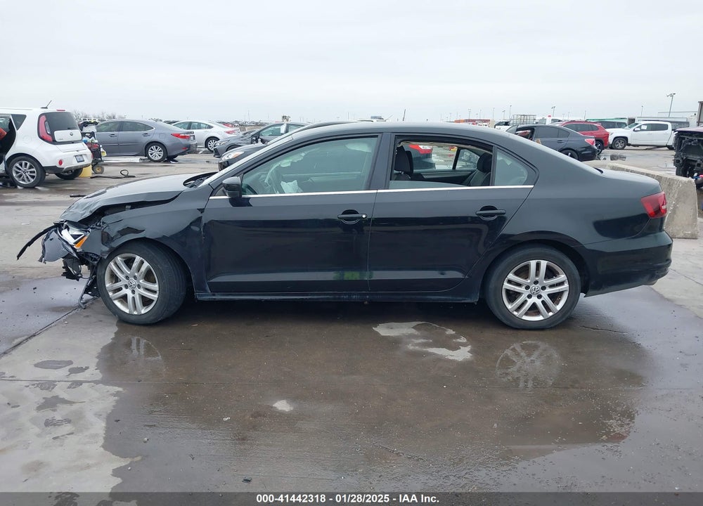 2017 VOLKSWAGEN JETTA VIN: 3VW2B7AJ2HM324284