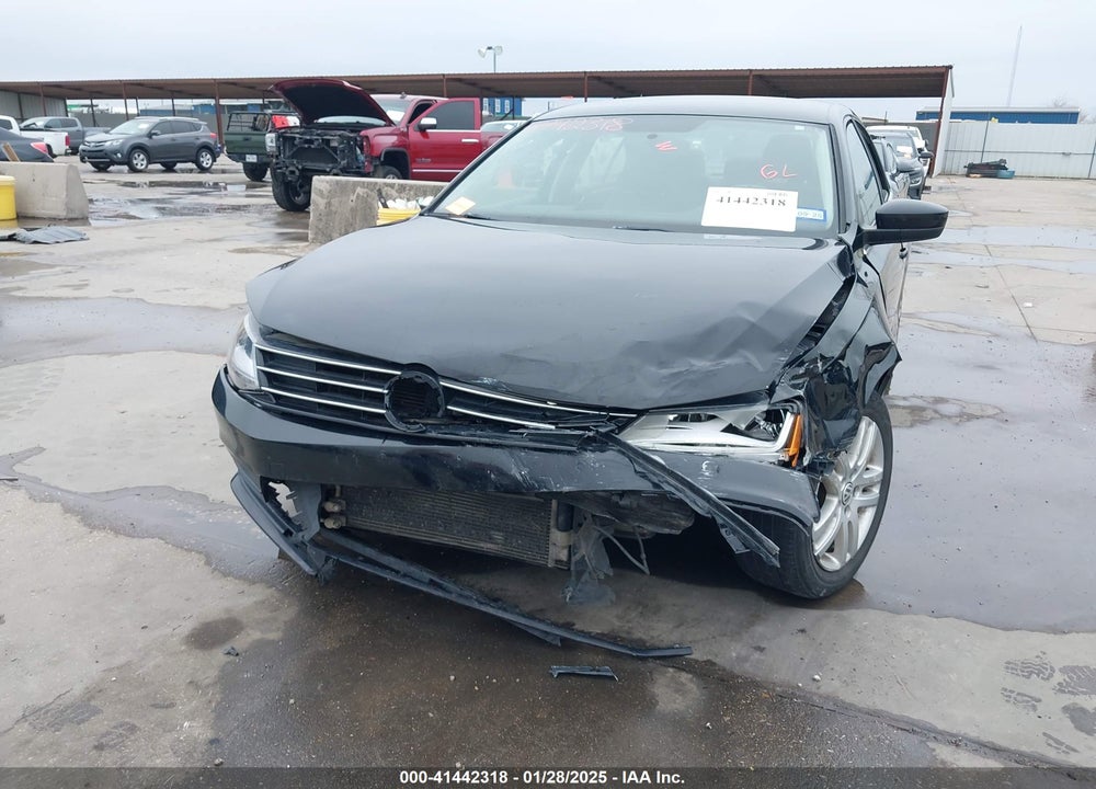 2017 VOLKSWAGEN JETTA VIN: 3VW2B7AJ2HM324284