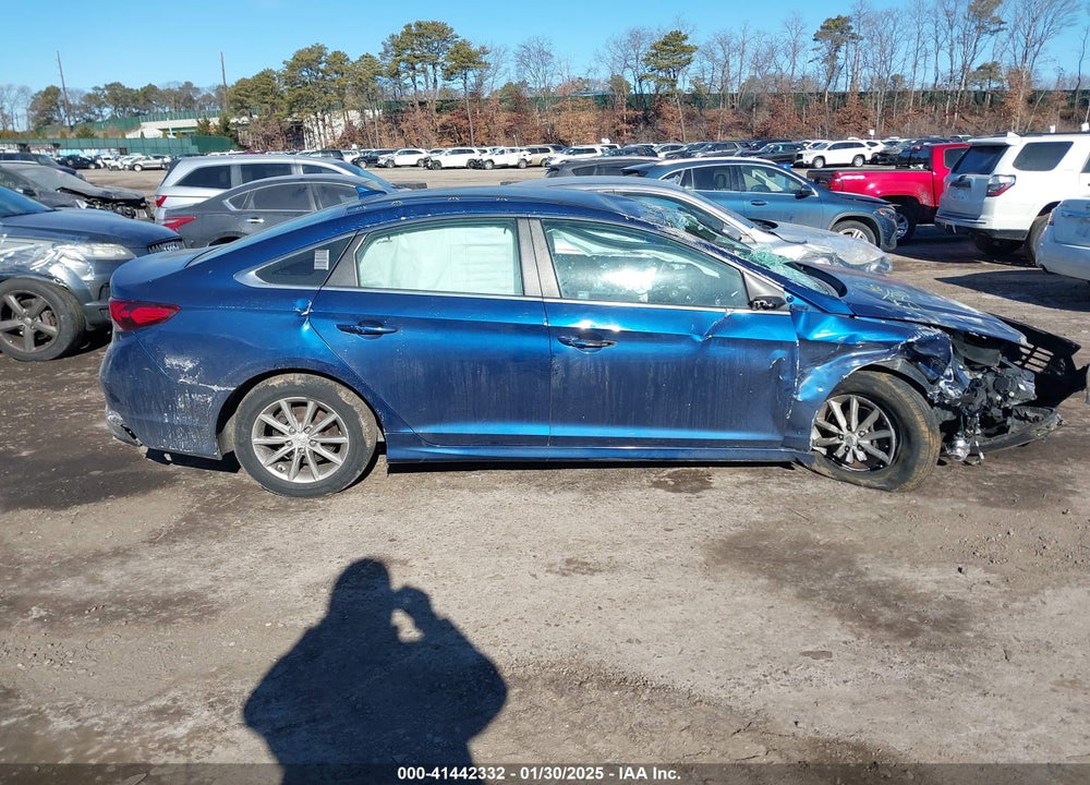 2019 HYUNDAI SONATA VIN: 5NPE24AF3KH801182