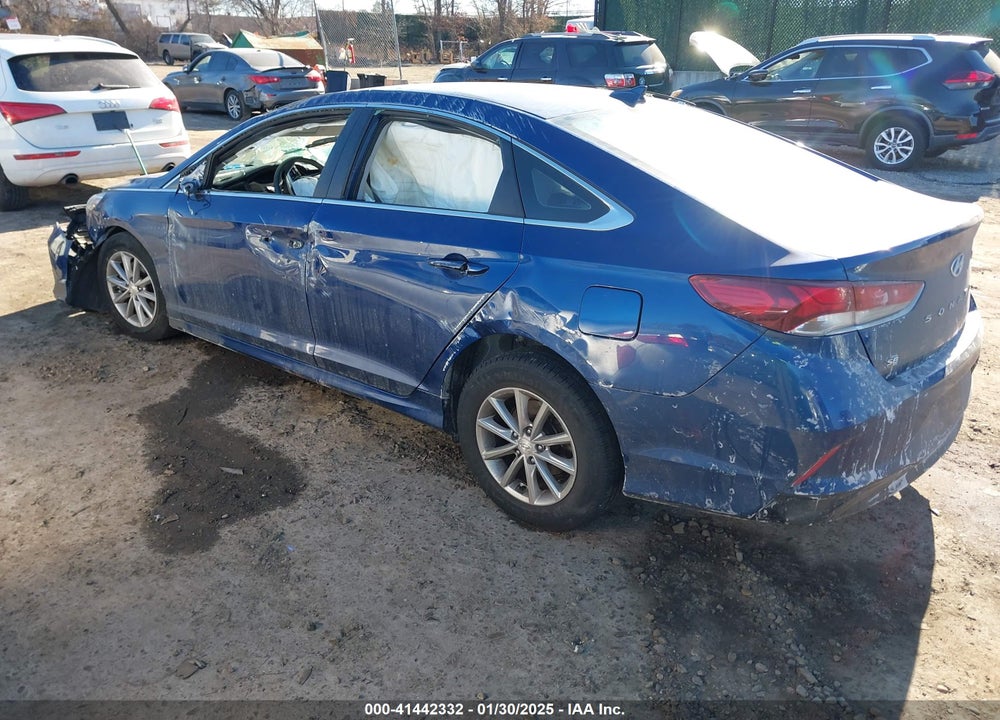 2019 HYUNDAI SONATA VIN: 5NPE24AF3KH801182