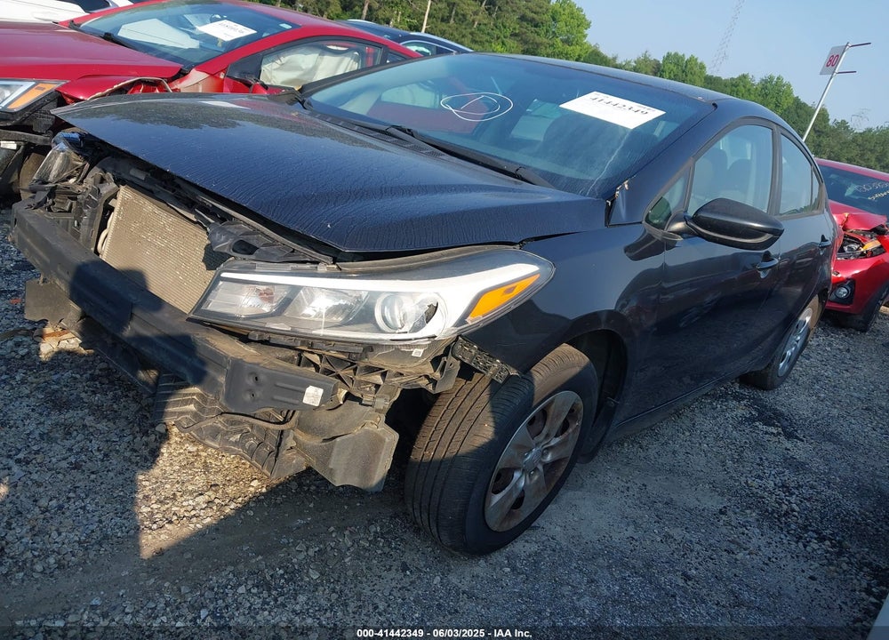 2017 KIA FORTE VIN: 3KPFK4A70HE032926