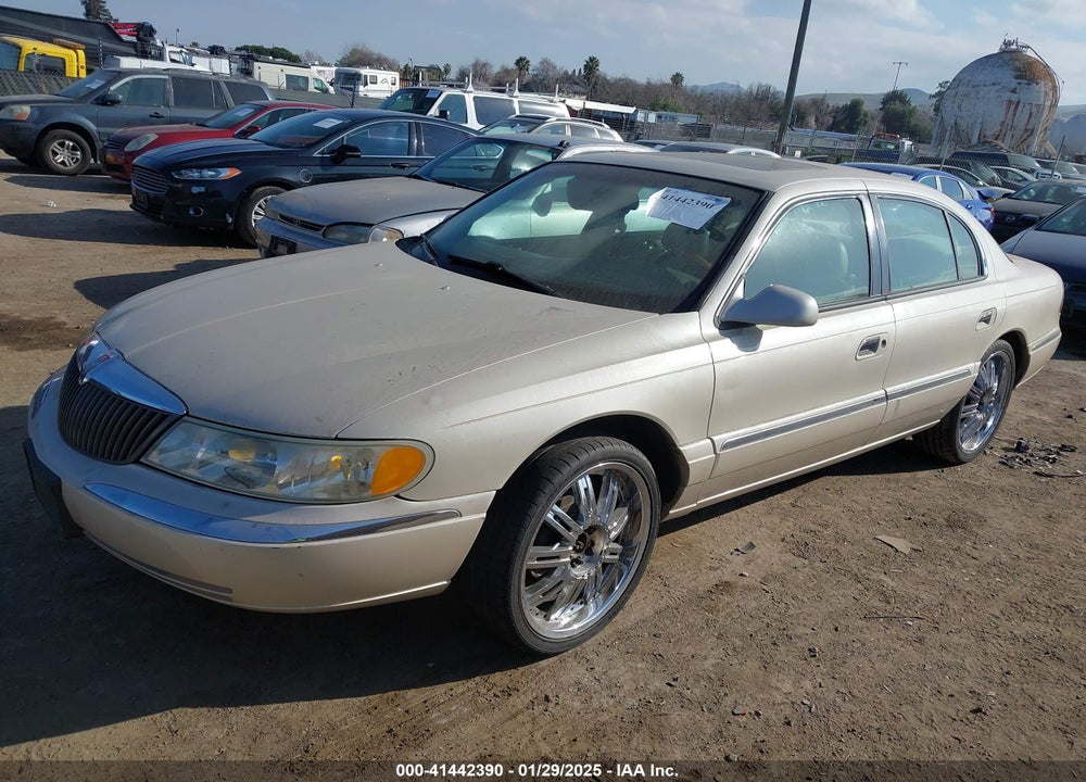 2002 LINCOLN CONTINENTAL VIN: 1LNHM97V22Y672557