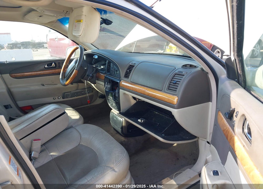 2002 LINCOLN CONTINENTAL VIN: 1LNHM97V22Y672557