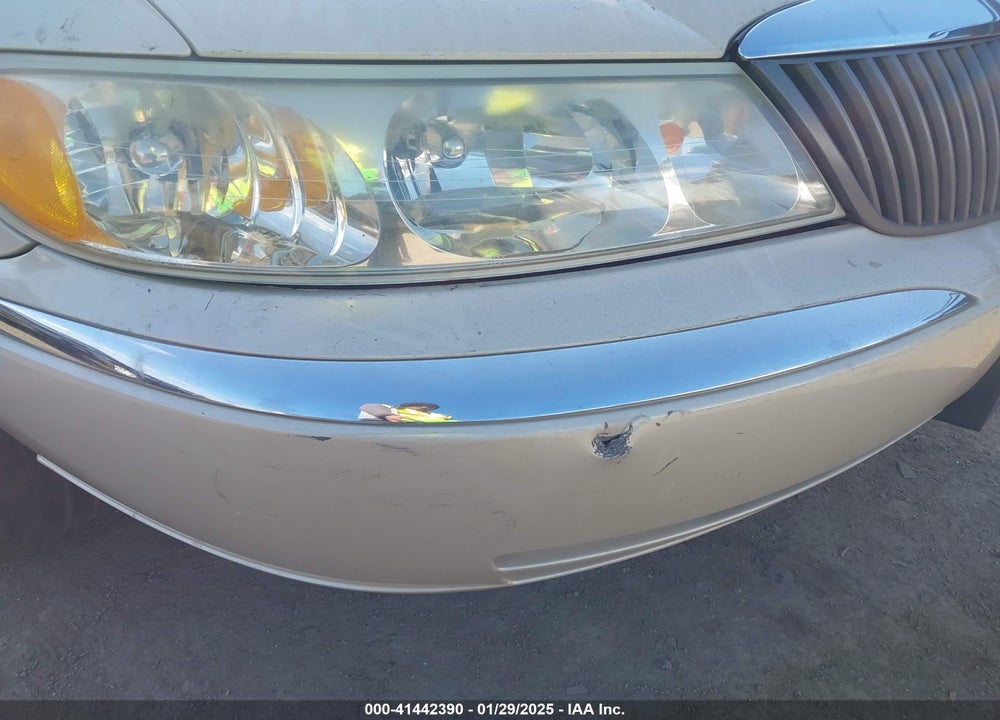2002 LINCOLN CONTINENTAL VIN: 1LNHM97V22Y672557