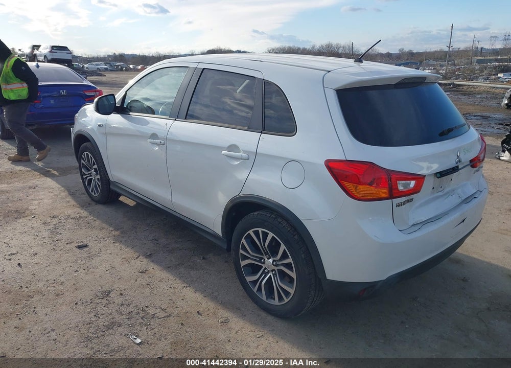 2016 MITSUBISHI OUTLANDER SPORT 2.0 ES VIN: JA4AR3AU8GZ034216