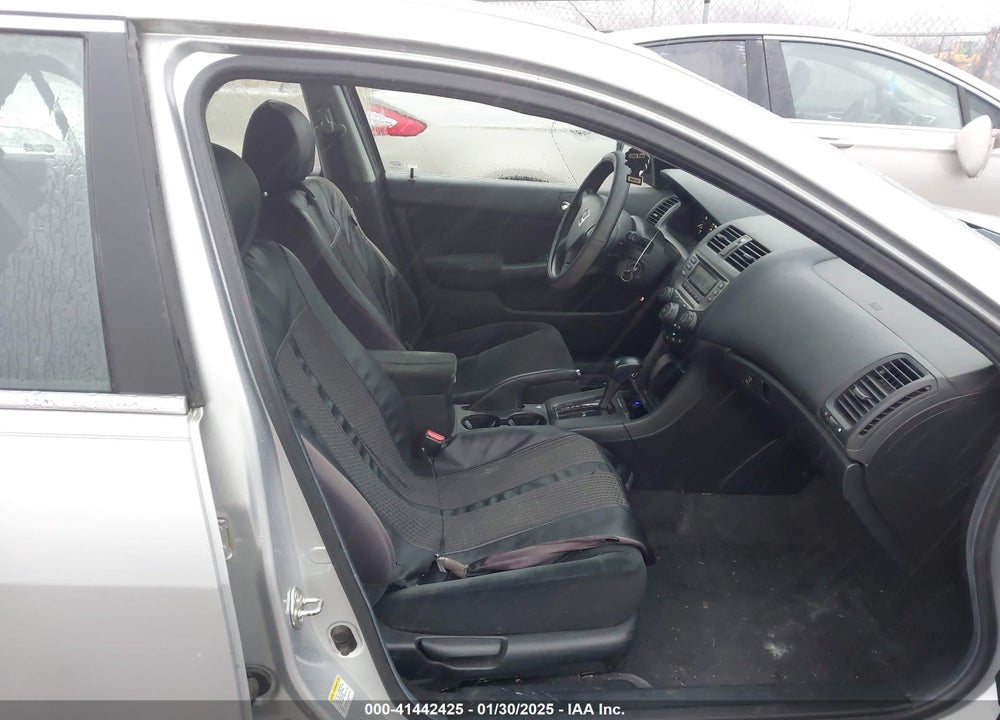 2006 HONDA ACCORD VIN: 1HGCM56426A150818