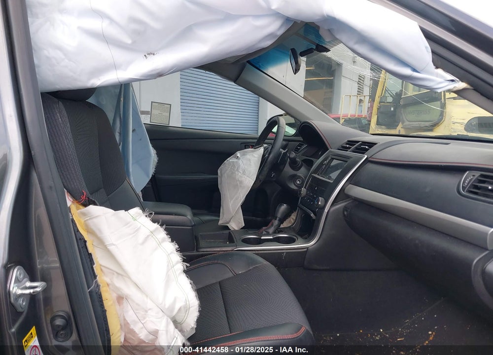 2016 TOYOTA CAMRY VIN: 4T1BF1FK7GU138154