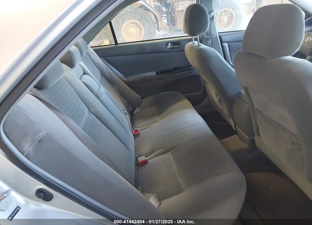 2005 TOYOTA CAMRY LE VIN: 4T1BE32K95U418871