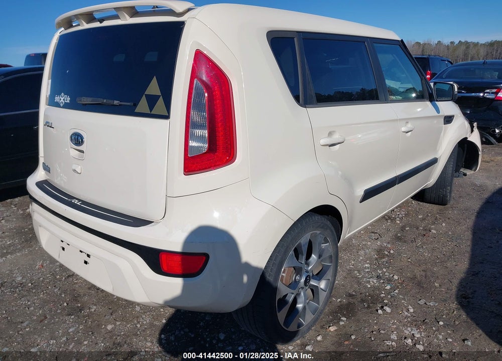 2012 KIA SOUL VIN: KNDJT2A62C7371120