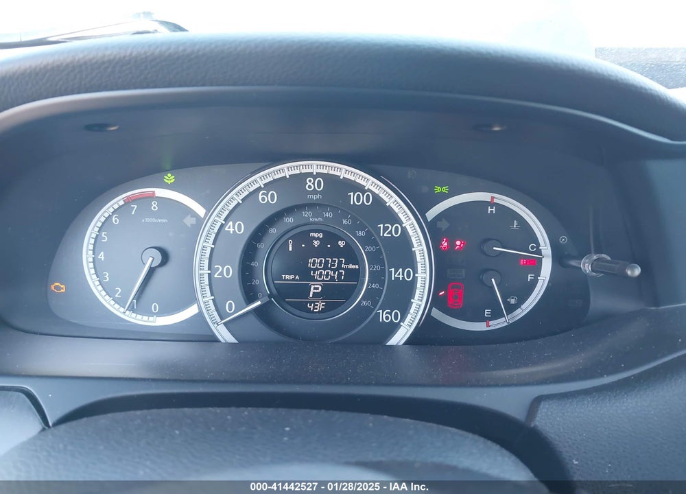 2015 HONDA ACCORD VIN: 1HGCR3F88FA033835