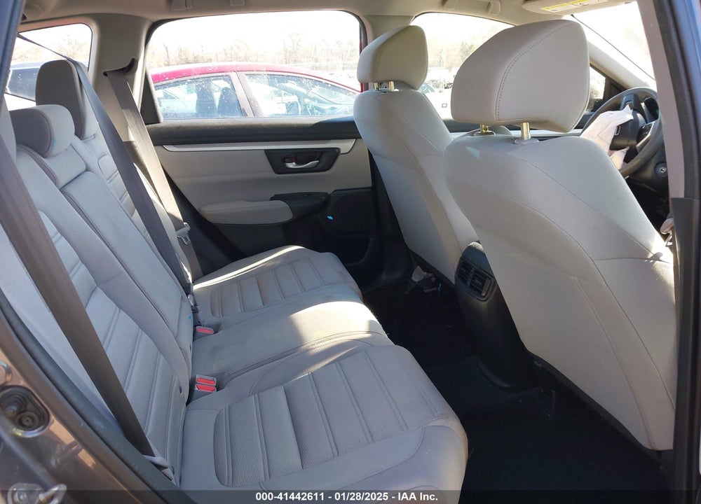 2017 HONDA CR-V LX VIN: 2HKRW5H31HH402528