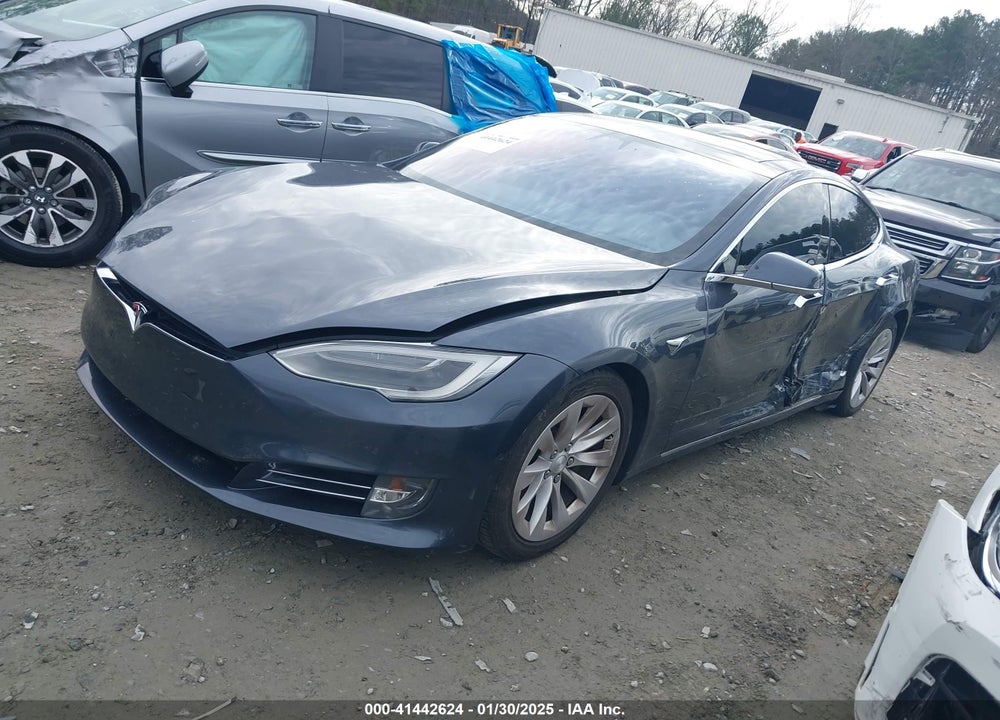 2016 TESLA MODEL S VIN: 5YJSA1E26GF170316
