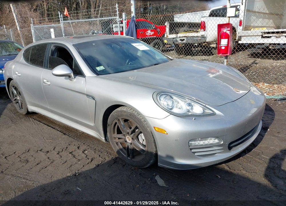 2012 PORSCHE PANAMERA 4 VIN: WP0AA2A72CL071597