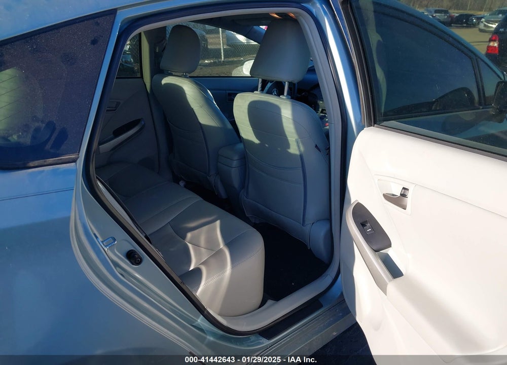 2014 TOYOTA PRIUS TWO VIN: JTDKN3DUXE1770295