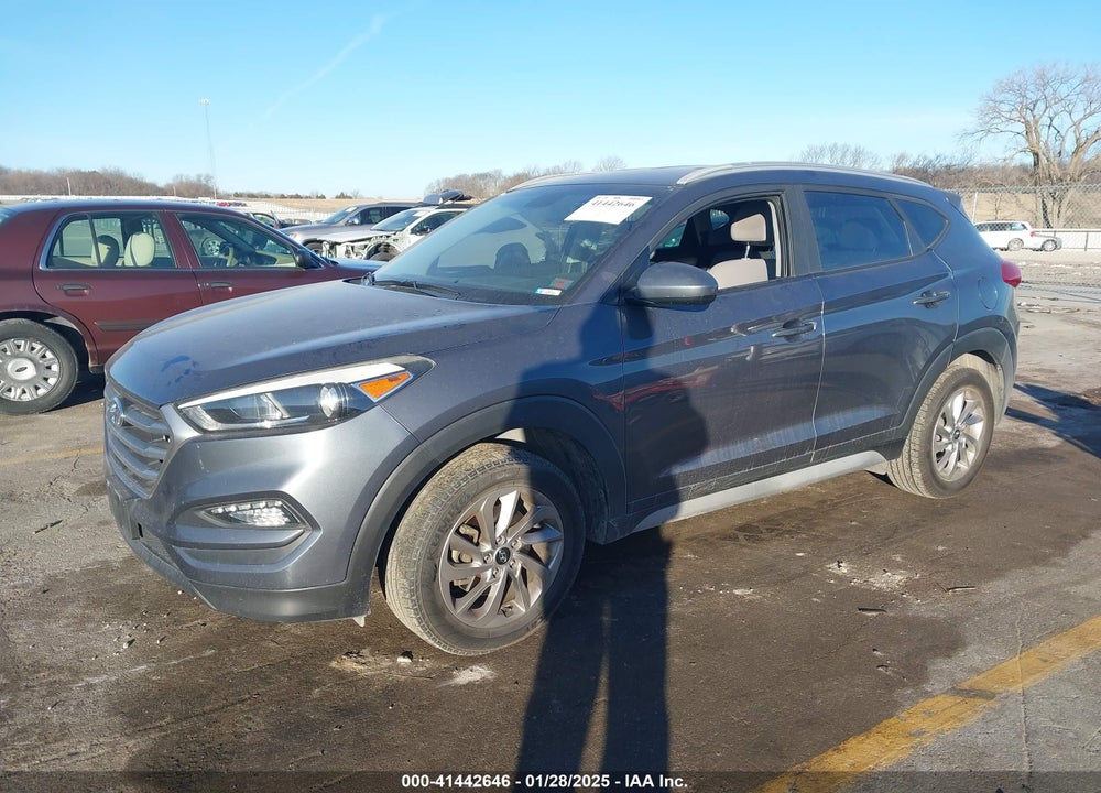 2018 HYUNDAI TUCSON VIN: KM8J33A48JU691475