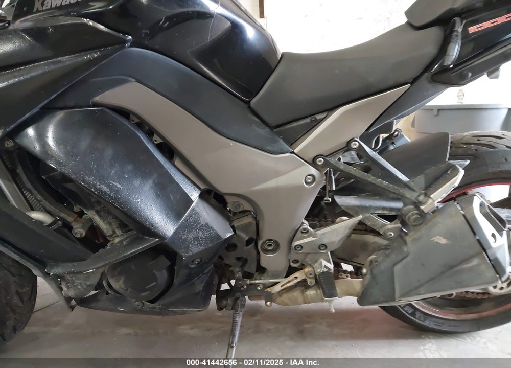 2011 KAWASAKI ZX1000 G VIN: JKAZXCG11BA001328